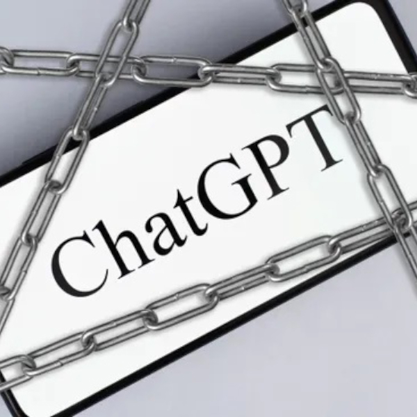 OpenAi از ساب ردیتی که از لوگوی ChatGPT استفاده کرده بود شکایت کرد